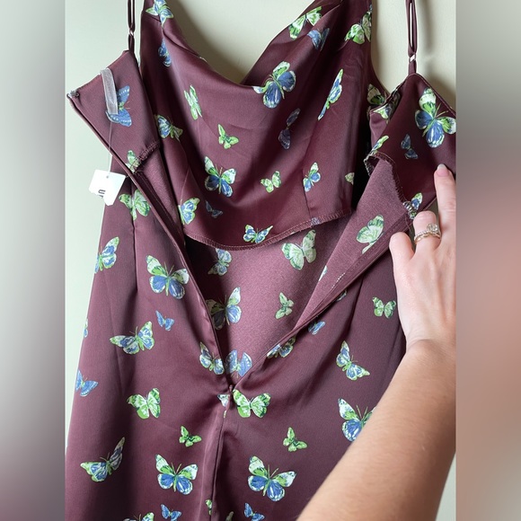 3 for $15 🦋 Satin Slip Dress Urban Outfitters Spring NWT - Picture 8 of 14